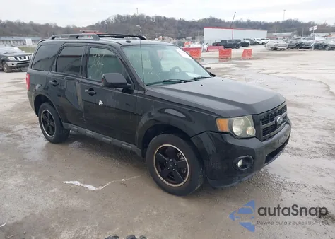 2011 Ford Escape Xlt из США, поврежденный, VIN 1FMCU0D76BKB52618